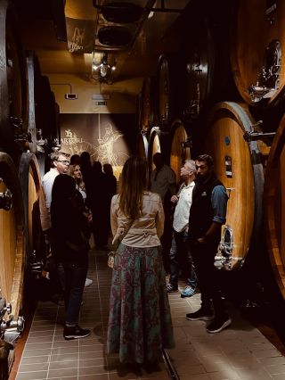Dalsi drgustace probehla ve vinarstvi Casa Sartori, kde vina byla sparovana s mistnimi delikatesami. #degustace...